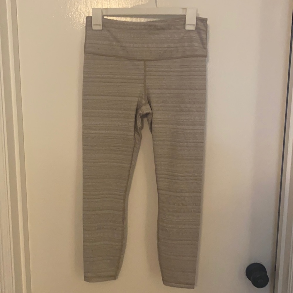 Athleta textured leggings